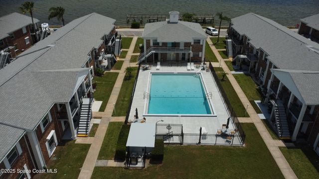 190 E Olmstead Drive, B7, Titusville, FL 32780