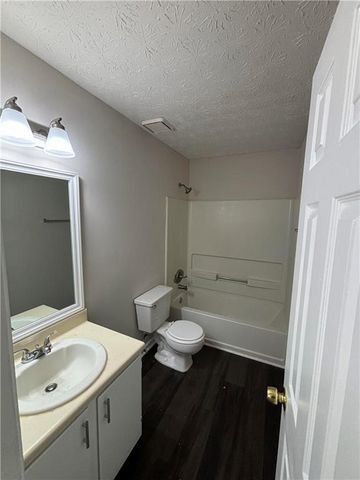 426 Bainbridge Drive, Mcdonough, GA 30253