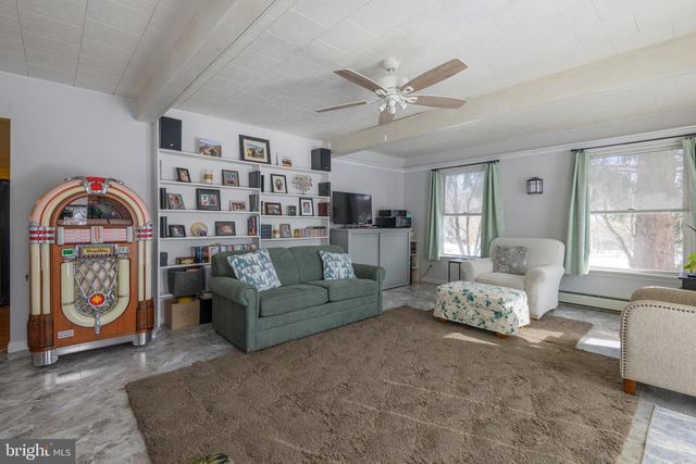 105 PARTRIDGE LN, Oxford, PA 19363