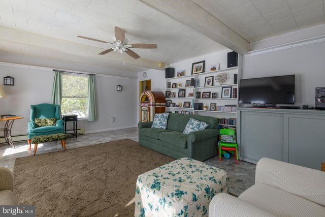 105 PARTRIDGE LN, Oxford, PA 19363