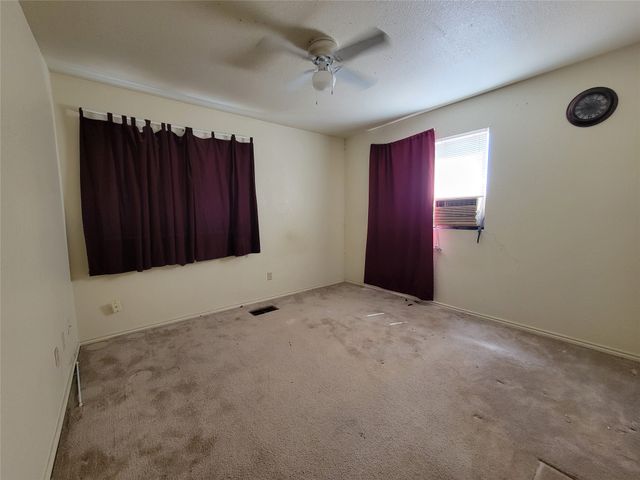 745 Meadowcreek Court, Garland, TX 75043