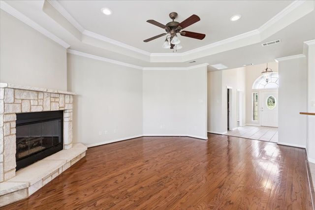 1062 Savannah Lane, Oak Ridge, TX 75142