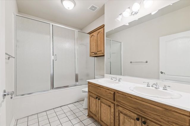 1062 Savannah Lane, Oak Ridge, TX 75142