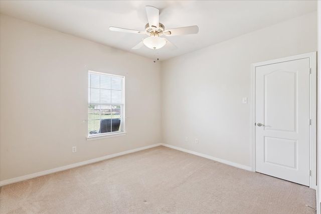 1062 Savannah Lane, Oak Ridge, TX 75142