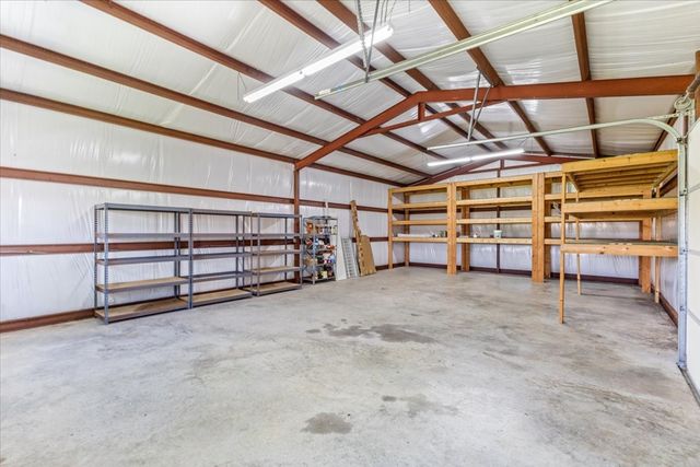 1062 Savannah Lane, Oak Ridge, TX 75142