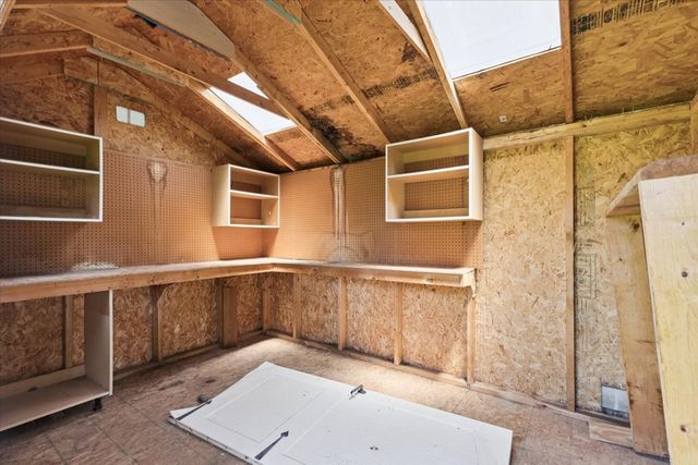 1062 Savannah Lane, Oak Ridge, TX 75142