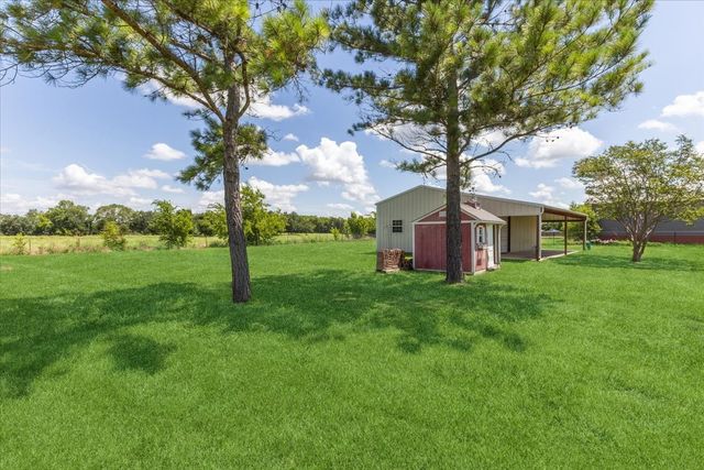 1062 Savannah Lane, Oak Ridge, TX 75142