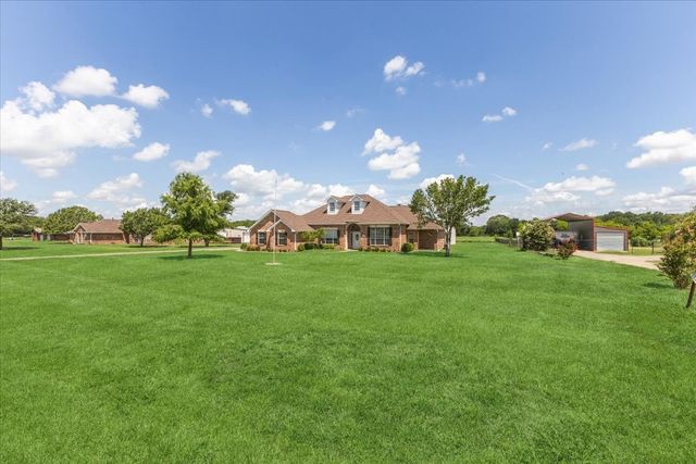 1062 Savannah Lane, Oak Ridge, TX 75142