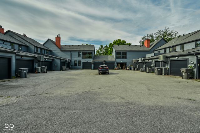 802 N Park Avenue, Indianapolis, IN 46202