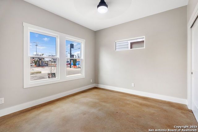 1910 E Houston St - BLDG.4, San Antonio, TX 78202