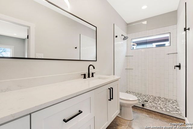 1910 E Houston St - BLDG.4, San Antonio, TX 78202