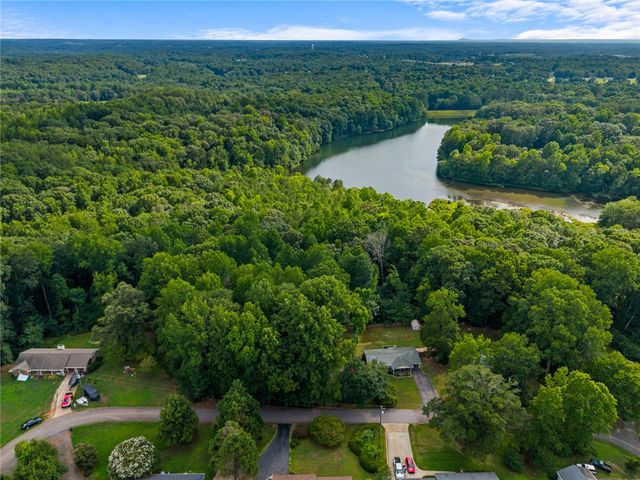 00 W Springwood Drive, Seneca, SC 29678