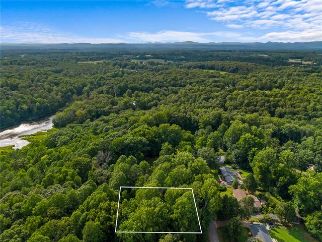 00 W Springwood Drive, Seneca, SC 29678