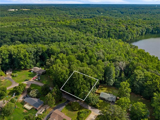 00 W Springwood Drive, Seneca, SC 29678
