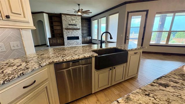 1314 Glenwood Drive, Tuttle, OK 73089