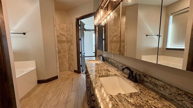 1314 Glenwood Drive, Tuttle, OK 73089