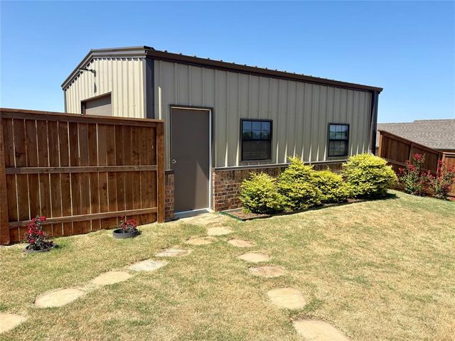 1314 Glenwood Drive, Tuttle, OK 73089