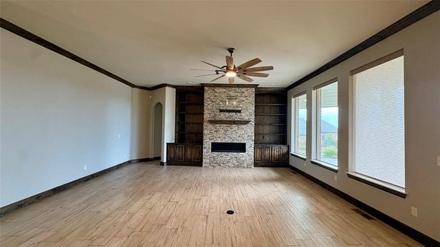 1314 Glenwood Drive, Tuttle, OK 73089