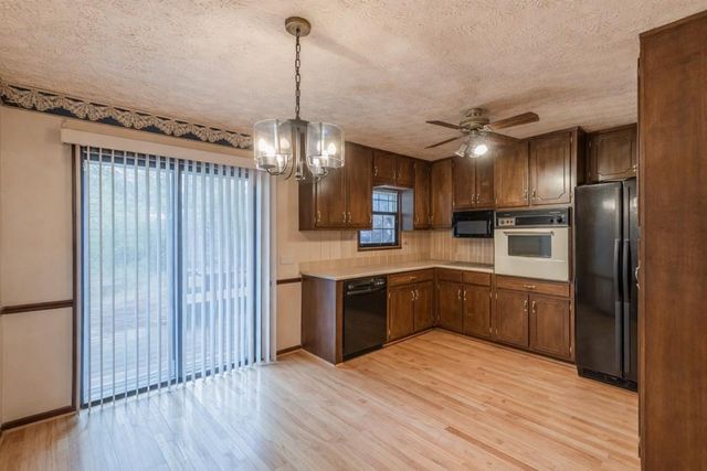 1767 Little Fawn NW Trail, Conyers, GA 30012