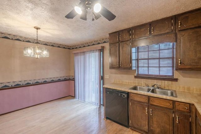 1767 Little Fawn NW Trail, Conyers, GA 30012