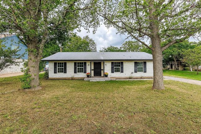 613 Highland DR, Marble Falls, TX 78654