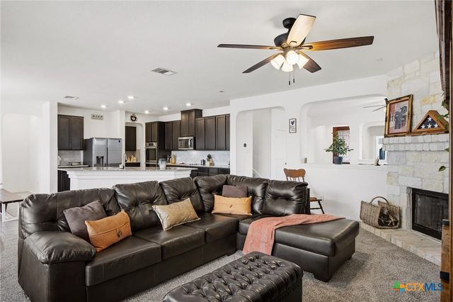 420 Conestoga Drive, Kyle, TX 78640