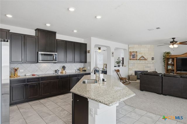 420 Conestoga Drive, Kyle, TX 78640