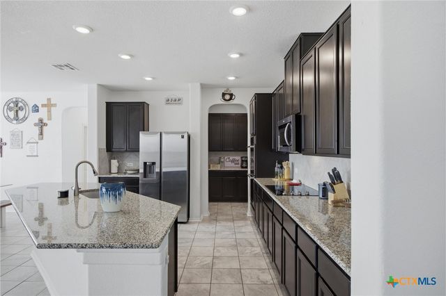 420 Conestoga Drive, Kyle, TX 78640