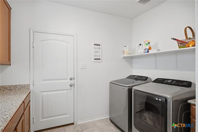 420 Conestoga Drive, Kyle, TX 78640