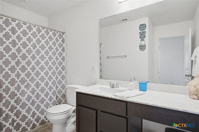 420 Conestoga Drive, Kyle, TX 78640