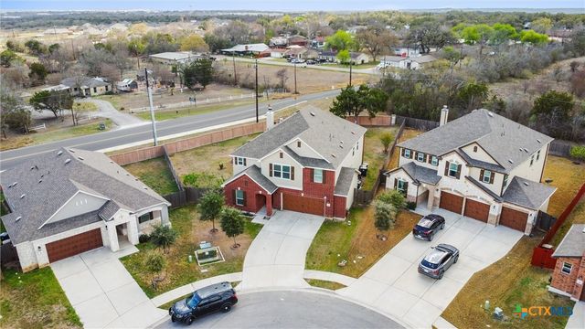 420 Conestoga Drive, Kyle, TX 78640