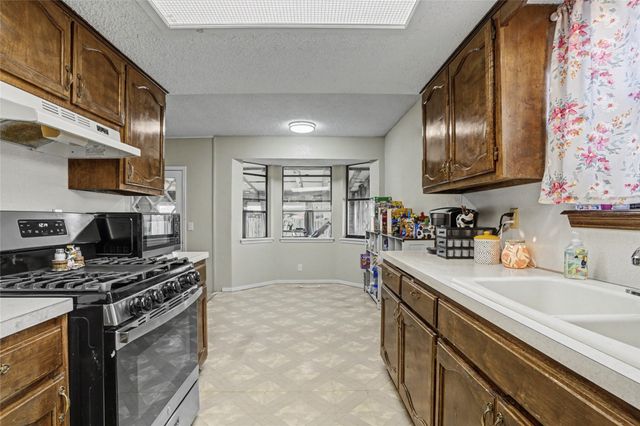 4914 S Bahama Avenue, Sand Springs, OK 74063