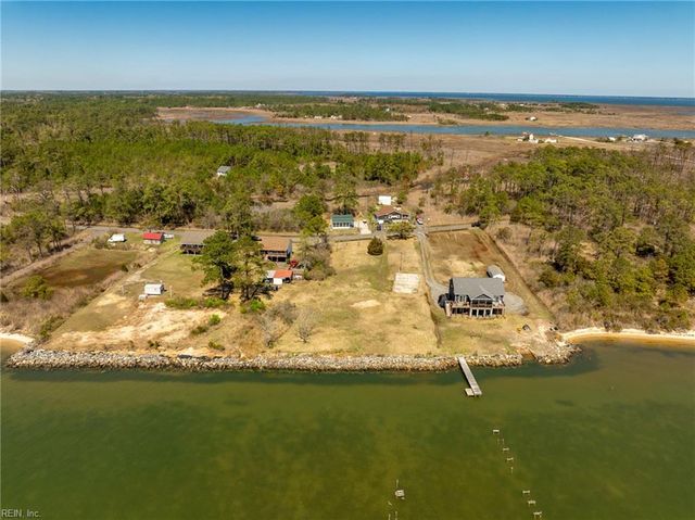 1754 Jenkins Neck RD, Hayes, VA 23072
