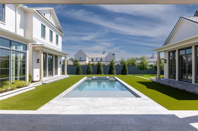 5610 Lobello, Dallas, TX 75229