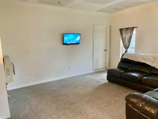 347 Main Street, Lawrence, MI 49064