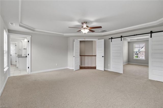 709 Renee LN, Chesapeake, VA 23322