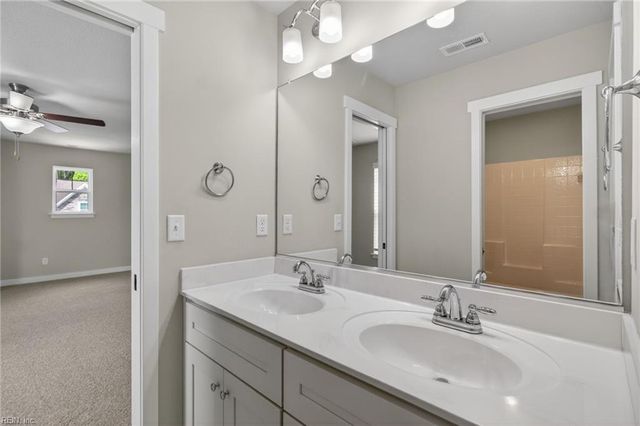 709 Renee LN, Chesapeake, VA 23322