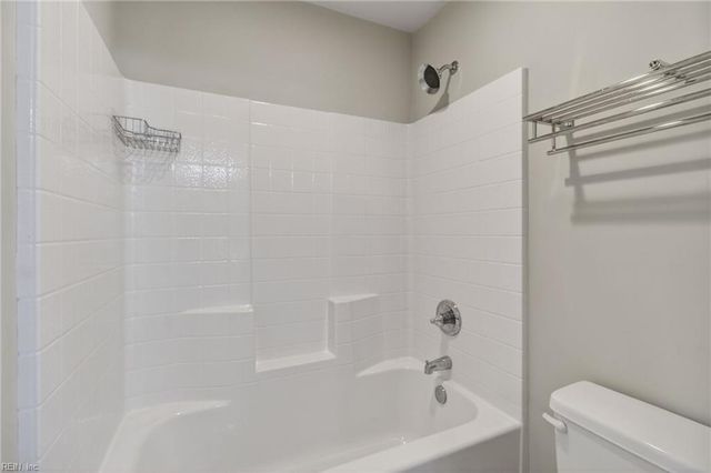 709 Renee LN, Chesapeake, VA 23322