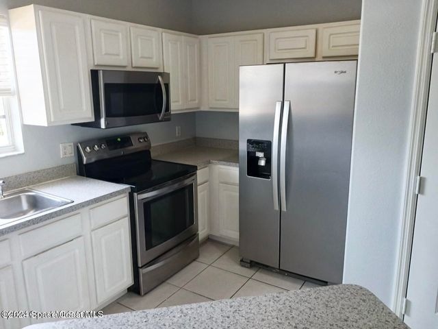 160 S Shepard Drive 15, Cocoa Beach, FL 32931