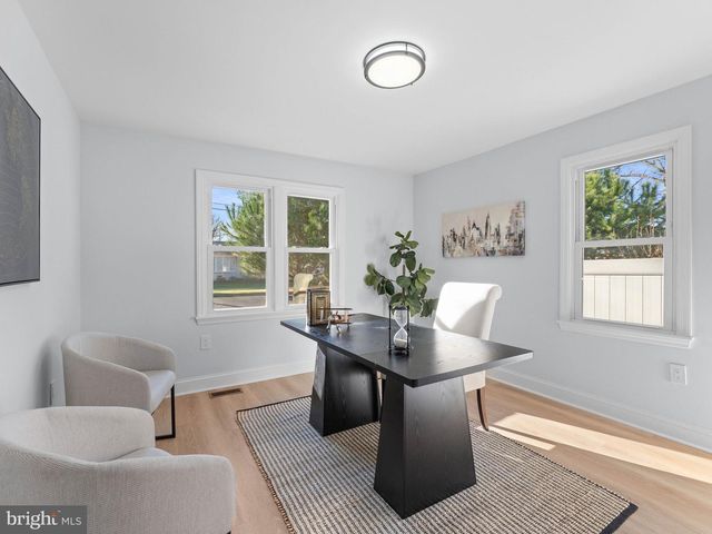 407 CHESTNUT ST, Delran, NJ 08075