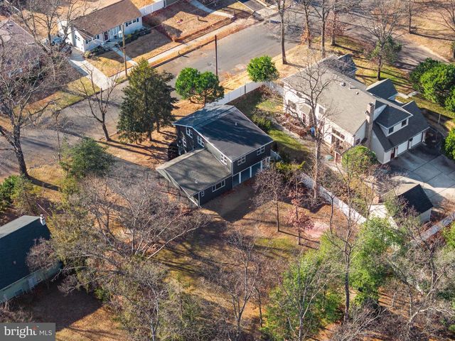 407 CHESTNUT ST, Delran, NJ 08075