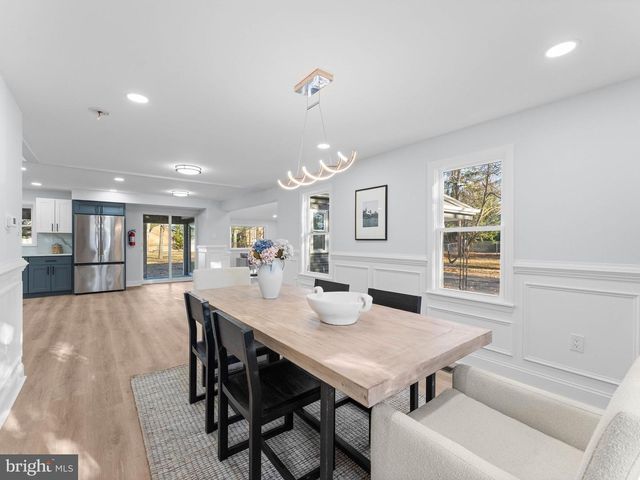 407 CHESTNUT ST, Delran, NJ 08075