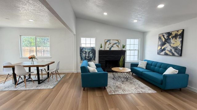 2207 Millwood Ave, Stockton, CA 95210