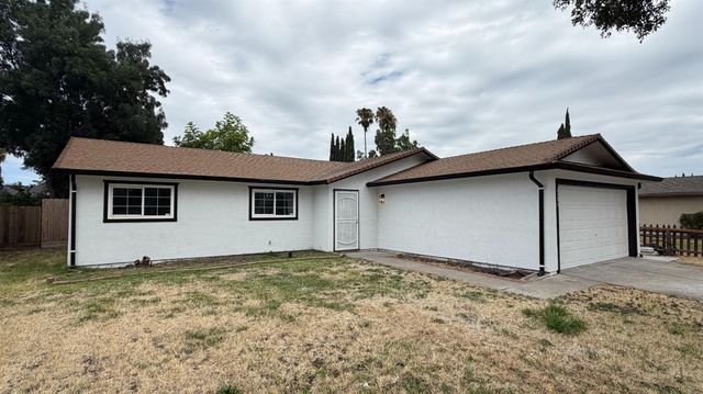 2207 Millwood Ave, Stockton, CA 95210