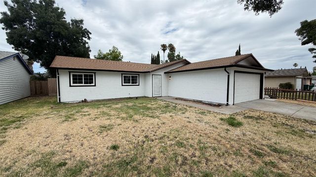 2207 Millwood Ave, Stockton, CA 95210