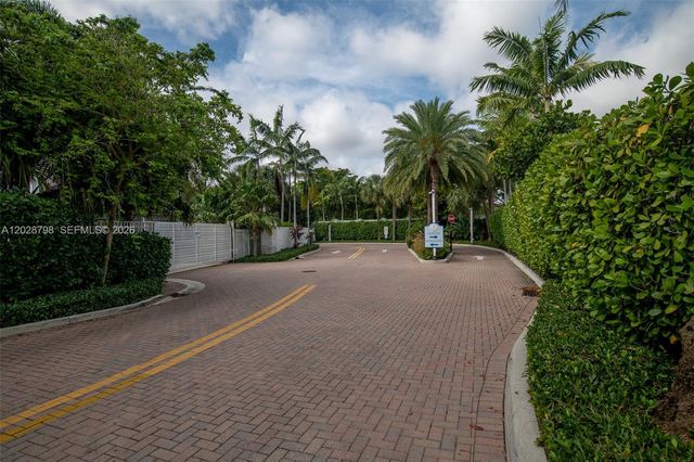 2900 NE 12th Ter 14, Oakland Park, FL 33334