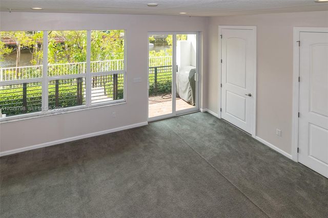 2900 NE 12th Ter 14, Oakland Park, FL 33334
