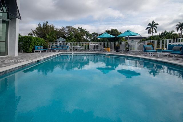 2900 NE 12th Ter 14, Oakland Park, FL 33334