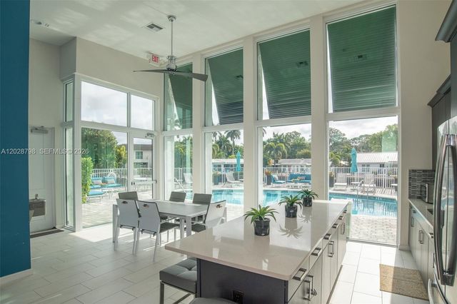 2900 NE 12th Ter 14, Oakland Park, FL 33334