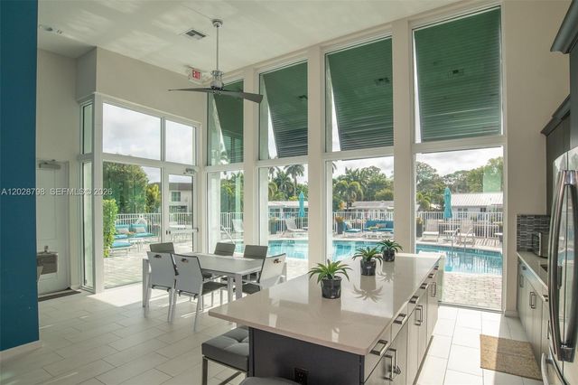 2900 NE 12th Ter 14, Oakland Park, FL 33334